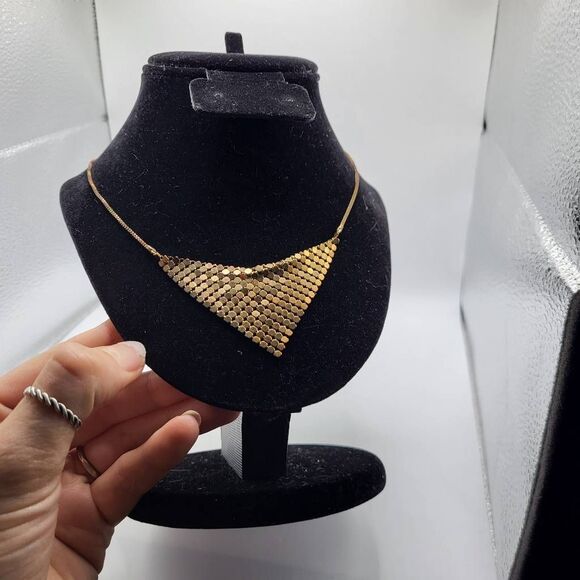 Vintage 90s Signed Gold Chainmaile Necklace - Picture 3 of 5